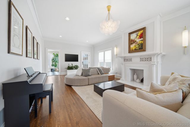 1615 S Owasso Avenue, Tulsa, OK 74120