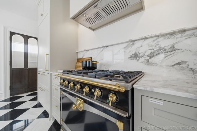 1615 S Owasso Avenue, Tulsa, OK 74120