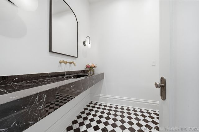 1615 S Owasso Avenue, Tulsa, OK 74120