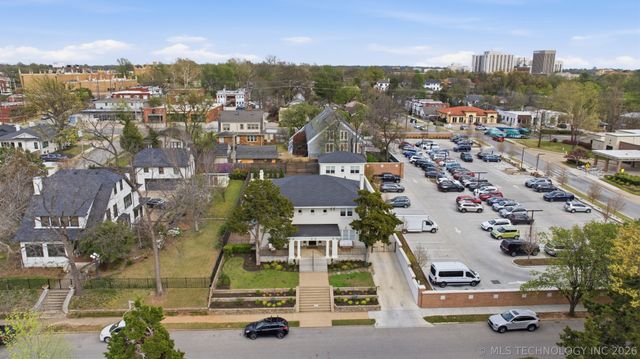 1615 S Owasso Avenue, Tulsa, OK 74120