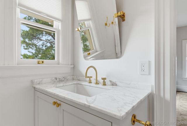 1615 S Owasso Avenue, Tulsa, OK 74120