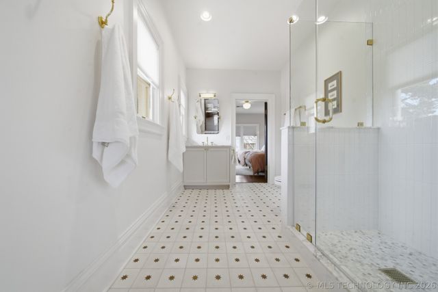 1615 S Owasso Avenue, Tulsa, OK 74120