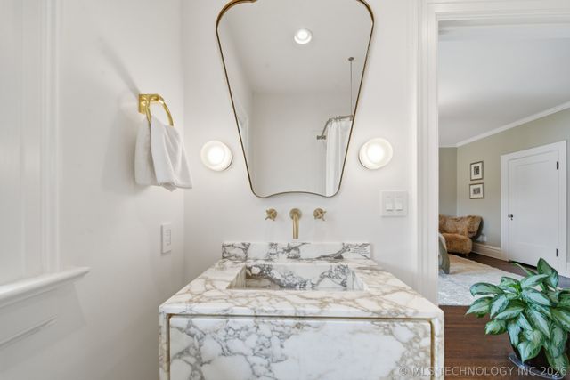 1615 S Owasso Avenue, Tulsa, OK 74120