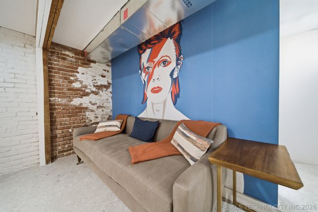 1615 S Owasso Avenue, Tulsa, OK 74120