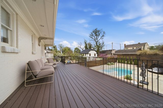 1615 S Owasso Avenue, Tulsa, OK 74120