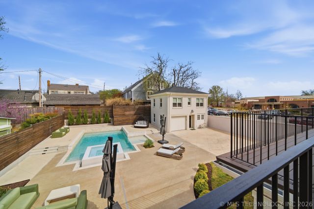 1615 S Owasso Avenue, Tulsa, OK 74120