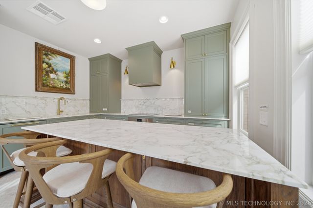 1615 S Owasso Avenue, Tulsa, OK 74120