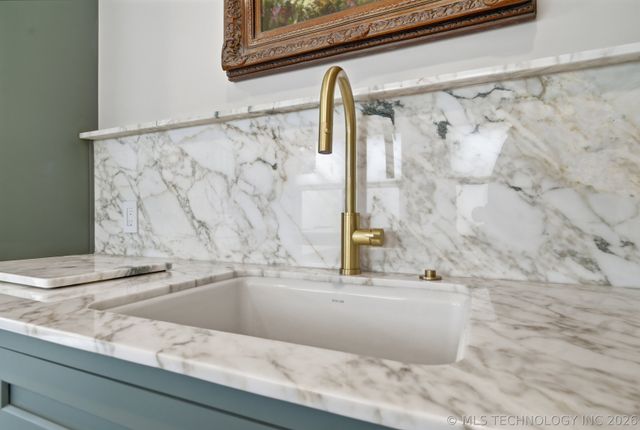 1615 S Owasso Avenue, Tulsa, OK 74120