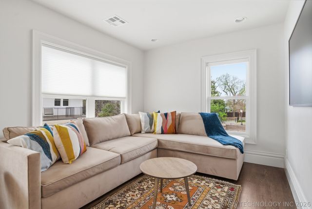 1615 S Owasso Avenue, Tulsa, OK 74120