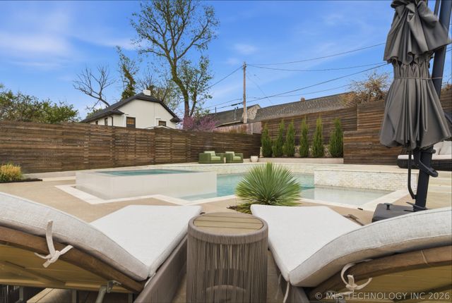 1615 S Owasso Avenue, Tulsa, OK 74120