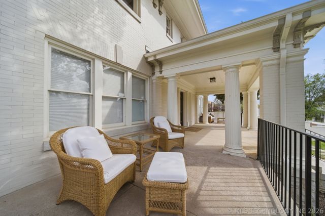 1615 S Owasso Avenue, Tulsa, OK 74120