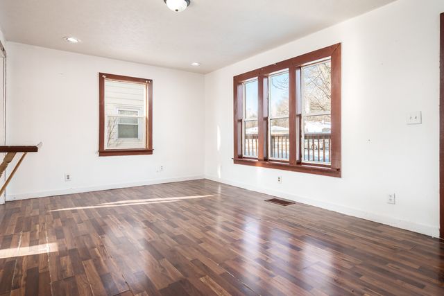 2004 Sauber Avenue, Rockford, IL 61103