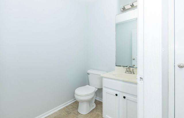 2905 SE Stone Ridge Street, Grimes, IA 50111