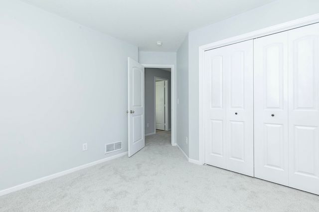 2905 SE Stone Ridge Street, Grimes, IA 50111