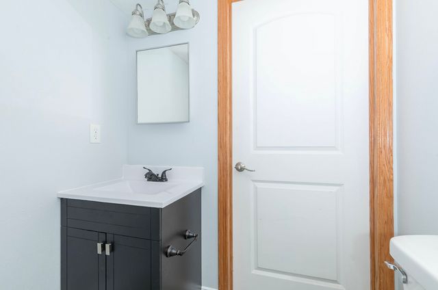 2905 SE Stone Ridge Street, Grimes, IA 50111