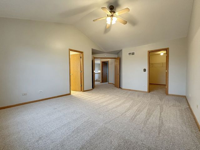 1907 Ridge Moor Drive, Plainfield, IL 60586