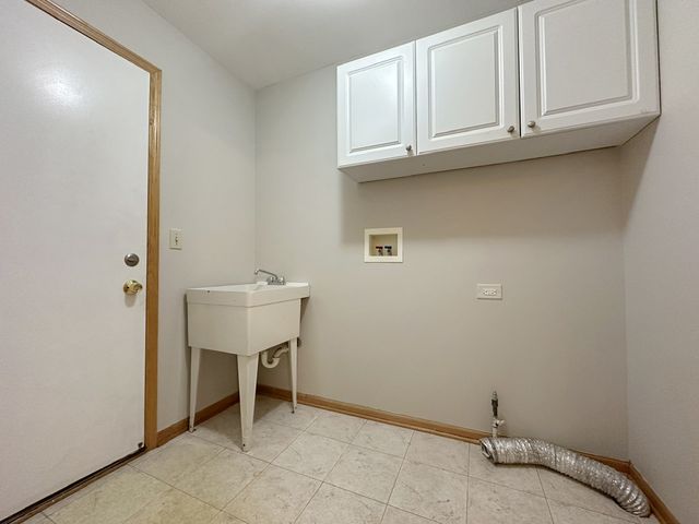 1907 Ridge Moor Drive, Plainfield, IL 60586
