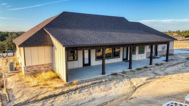 505 Hackamore Court, Weatherford, TX 76088