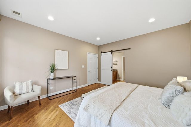 2035 W Division Street 3, Chicago, IL 60622