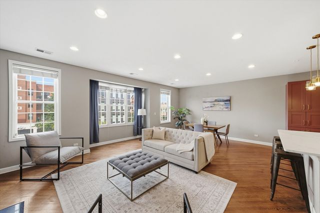 2035 W Division Street 3, Chicago, IL 60622