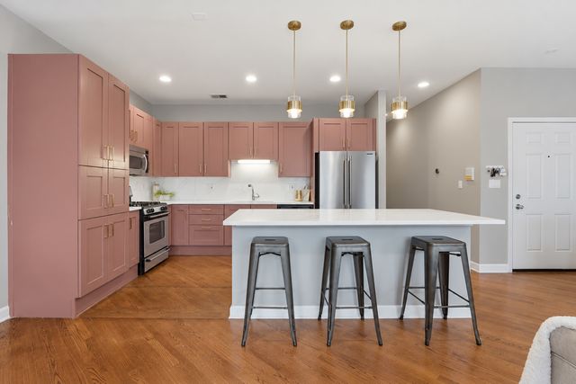 2035 W Division Street 3, Chicago, IL 60622