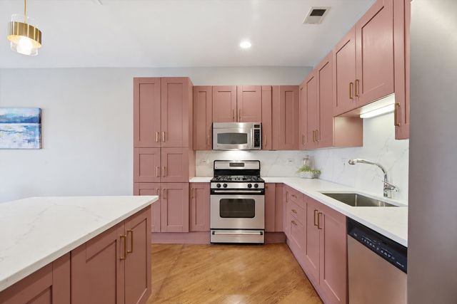 2035 W Division Street 3, Chicago, IL 60622