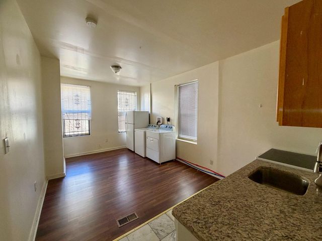 2244 N 12TH ST, Philadelphia, PA 19133