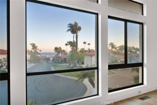 32701 Via Palacio, Rancho Palos Verdes, CA 90275
