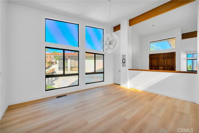 32701 Via Palacio, Rancho Palos Verdes, CA 90275