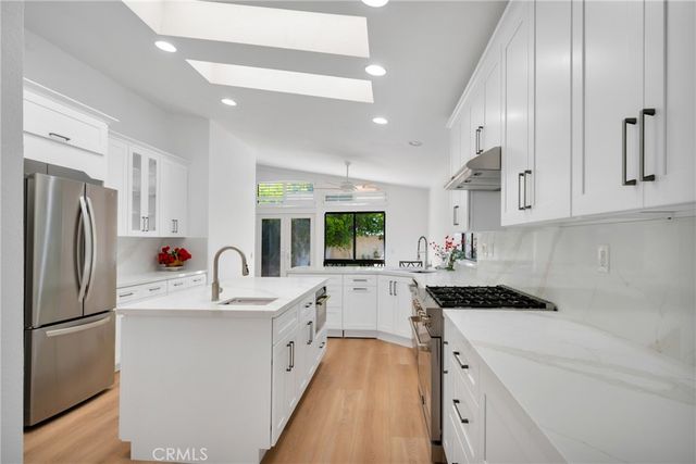 32701 Via Palacio, Rancho Palos Verdes, CA 90275