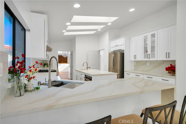 32701 Via Palacio, Rancho Palos Verdes, CA 90275