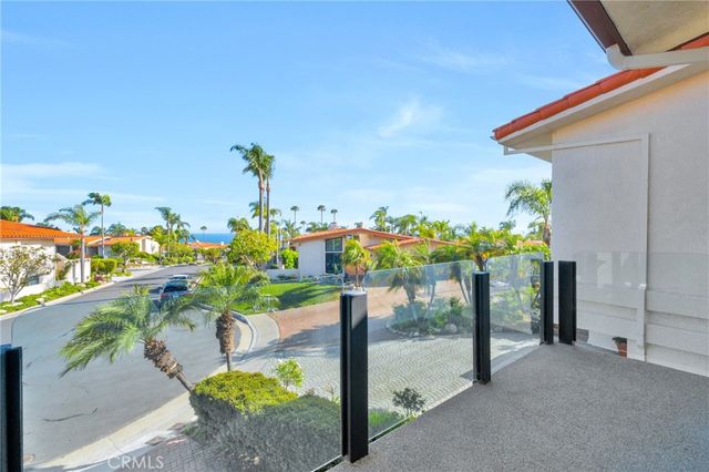 32701 Via Palacio, Rancho Palos Verdes, CA 90275