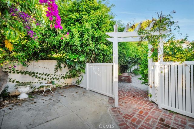 32701 Via Palacio, Rancho Palos Verdes, CA 90275