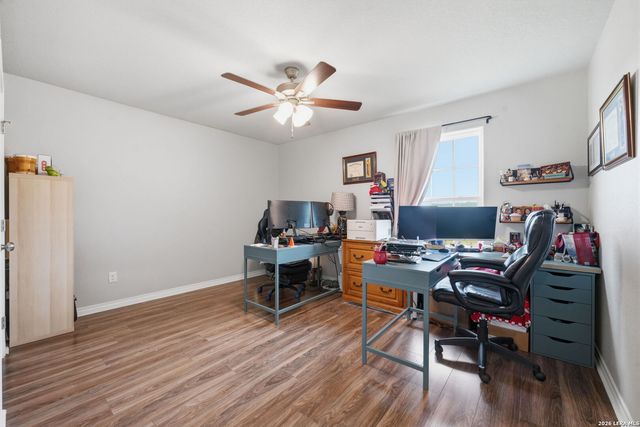 239 colt trl, Natalia, TX 78059