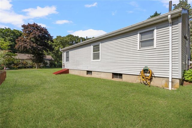 28 Elmer Avenue, Warwick, RI 02886