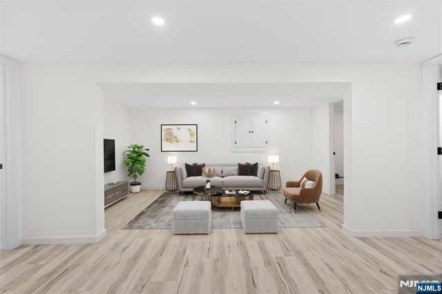 137 Myrtle Avenue, Allendale, NJ 07401