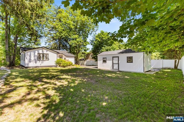 137 Myrtle Avenue, Allendale, NJ 07401