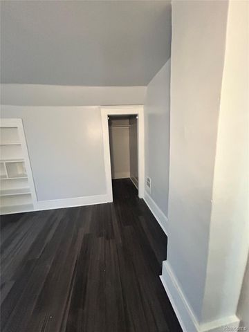 6242 Frontenac Street, Detroit, MI 48211