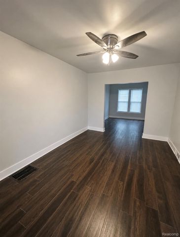 6242 Frontenac Street, Detroit, MI 48211