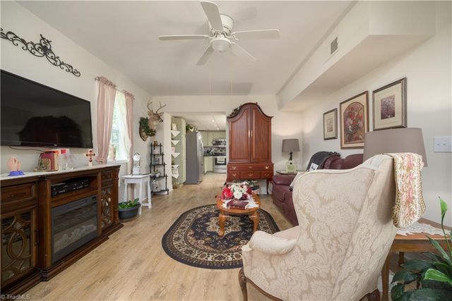 923 South Street, Mount Airy, NC 27030