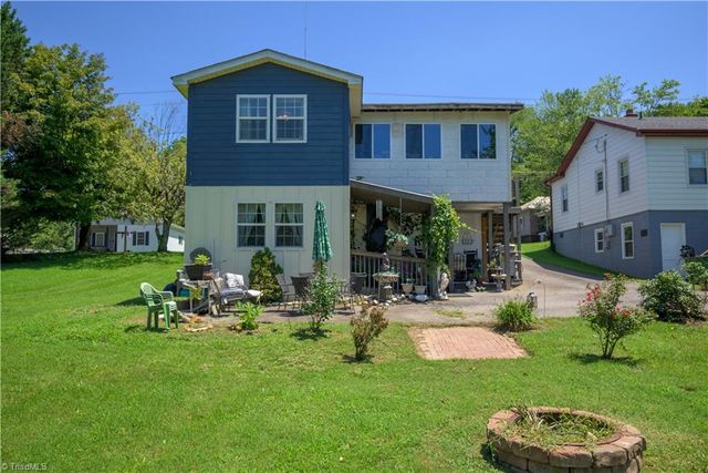 923 South Street, Mount Airy, NC 27030
