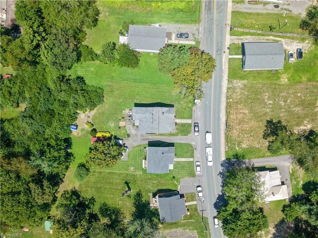 923 South Street, Mount Airy, NC 27030