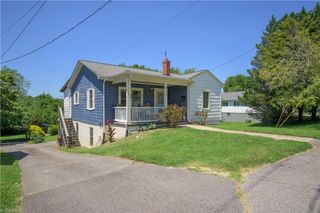 923 South Street, Mount Airy, NC 27030