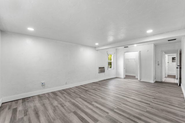 2030 NW 43rd Street, Miami, FL 33142