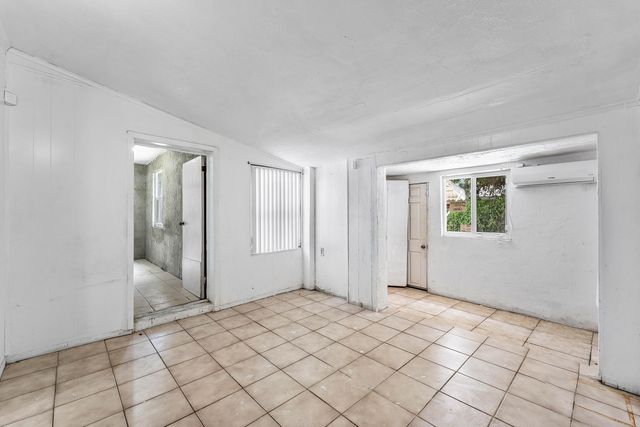 2030 NW 43rd Street, Miami, FL 33142