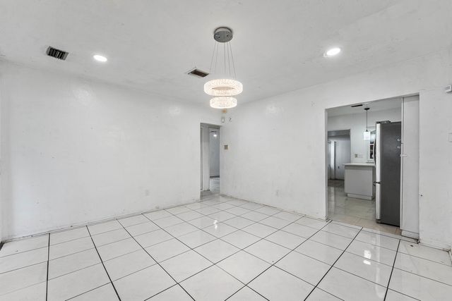 2030 NW 43rd Street, Miami, FL 33142