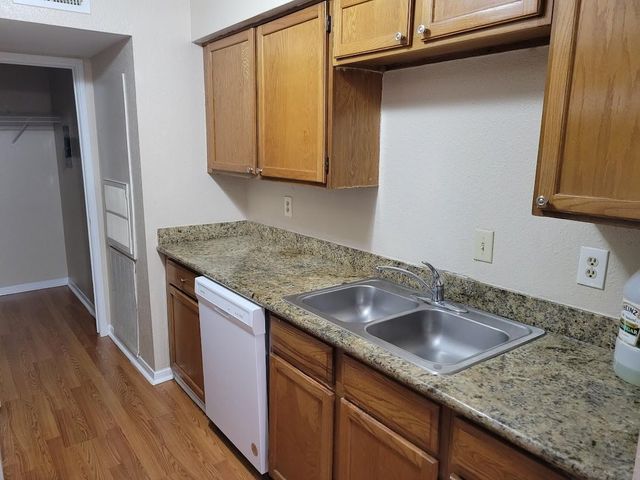 6606 De Moss Drive 604, Houston, TX 77074