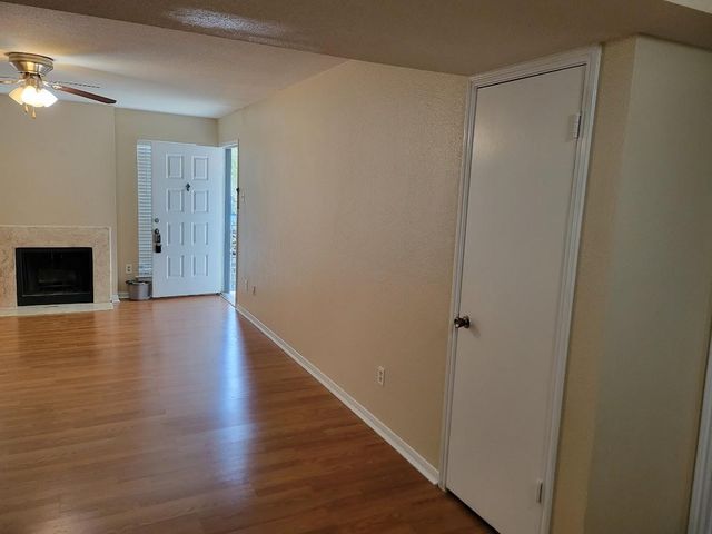 6606 De Moss Drive 604, Houston, TX 77074