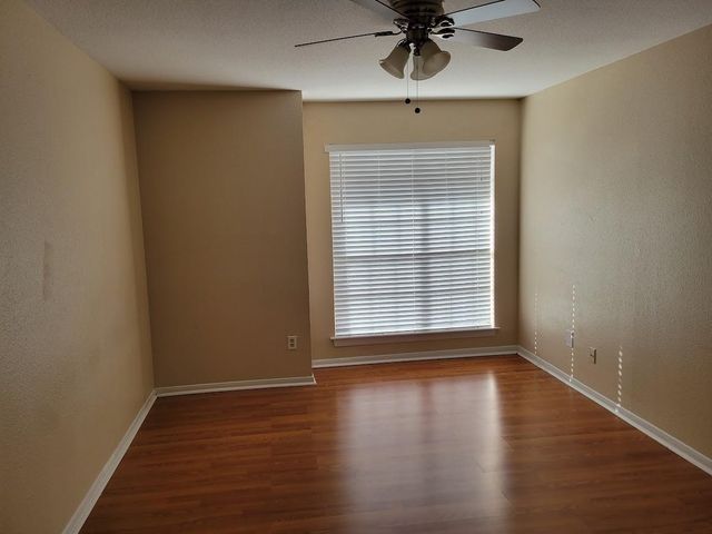 6606 De Moss Drive 604, Houston, TX 77074