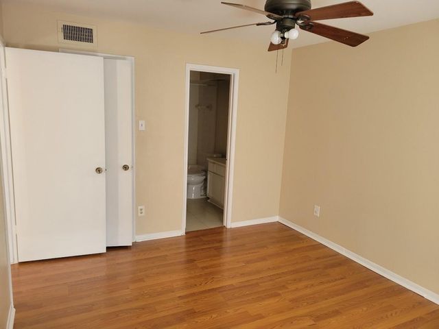 6606 De Moss Drive 604, Houston, TX 77074